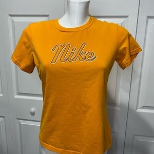 Woman’s Nike t-shirt